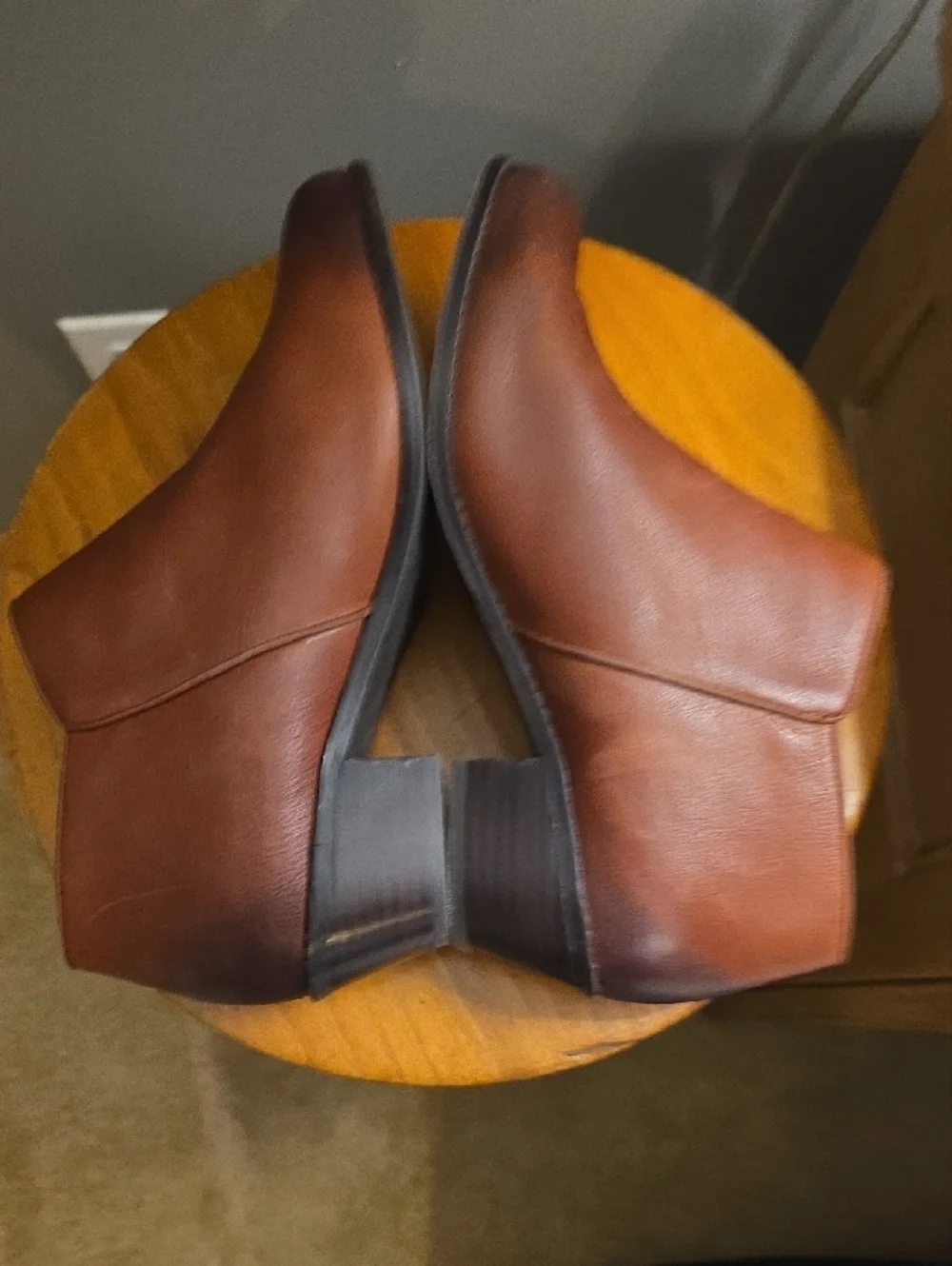 Vionic‎ Women's 9 Brown Leather Ankle Bootie Side Zip Block Heel Comfort